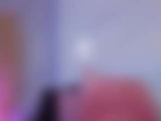 Chlooee's Live Sex Cam Show