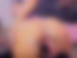 Chlooee's Live Sex Cam Show