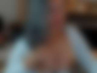 Claire95's Live Sex Cam Show