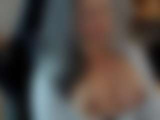 Claire95's Live Sex Cam Show