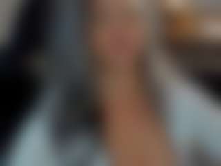 Live cam show with Claire95 - Blonde Hair Petite on Hubzter Live