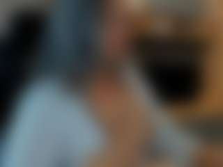 Claire95's Live Sex Cam Show
