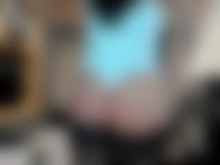 Claire95's Live Sex Cam Show