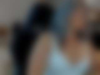 Live cam show with Claire95 - Asian MILF on makecum.org
