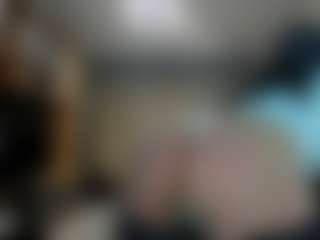 Live cam show with Claire95 - Asian MILF on Lustler