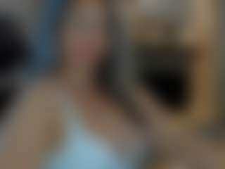 Claire95's Live Sex Cam Show