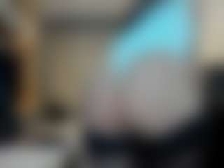 Claire95's Live Sex Cam Show