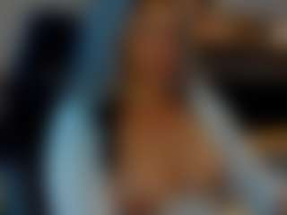 Claire95's Live Sex Cam Show