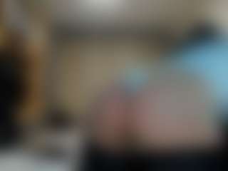 Claire95's Live Sex Cam Show