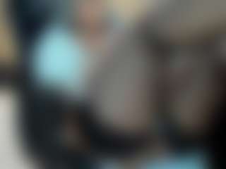 Live cam show with Claire95 - Gamer Asian on Free Soda