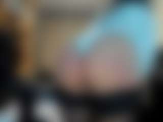 Claire95's Live Sex Cam Show