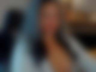 Live cam show with Claire95 - Blonde Hair on friskycurves.com