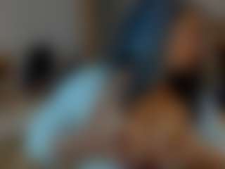 Claire95's Live Sex Cam Show