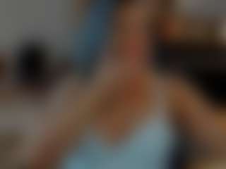 Claire95's Live Sex Cam Show