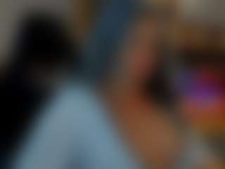 Live cam show with Claire95 - Blonde Hair MILF on Fling VIP Chat
