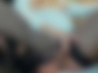 Claire95's Live Sex Cam Show
