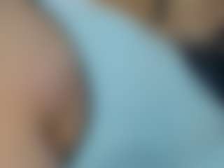 Claire95's Live Sex Cam Show