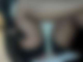 Claire95's Live Sex Cam Show