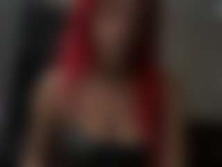 Live cam show with DelightfulDark - Robe on hotwifechat.live