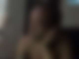 Live cam show with DelightfulDark - Living Room on TeamSkeetLive
