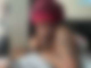 Live cam show with DelightfulDark - Living Room on live18s.com