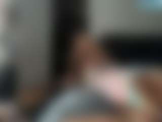 Live cam show with DelightfulDark - Living Room on galaxygirlnitro.com