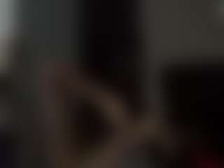 Live cam show with DelightfulDark - Living Room on Camsoda