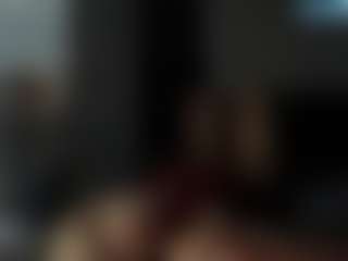 Live cam show with DelightfulDark - Living Room on Camsoda