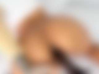 Live cam show with Diana - Bedroom Big Tits on Streamer API
