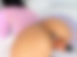 Live cam show with Diana - Bedroom Teen (18+) on SinfulBabes