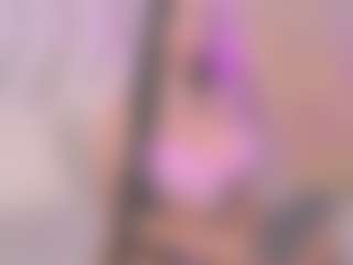Sarahgrey18's Live Sex Cam Show
