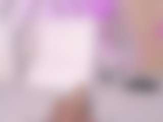 Live cam show with Sarahgrey18 - Bedroom on sexylive.show