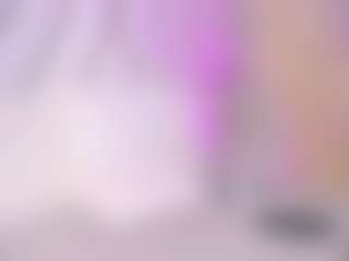 Live cam show with Sarahgrey18 - Athletic Public on crypto-cams