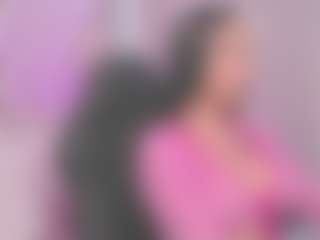 Live cam show with Sarahgrey18 - Athletic on LiveSexCams6