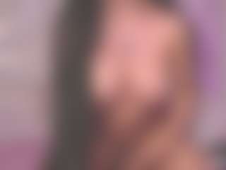 Live cam show with Sarahgrey18 - Athletic Bedroom on testsause.com