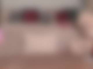 Live cam show with MadissonKiss - Amateur on Cam Slut