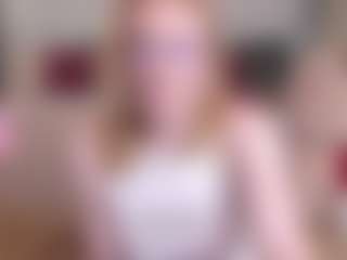 Live cam show with MadissonKiss - Red Hair on Free Soda
