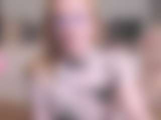 Live cam show with MadissonKiss - Red Hair on xxxlivecams.org