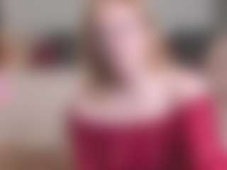 Live cam show with MadissonKiss - Fingering on Livezox