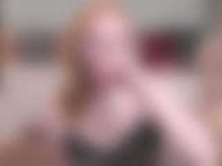 Live cam show with MadissonKiss - Bedroom Red Hair on https://playwithruby.com