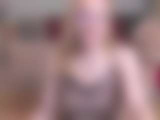 Live cam show with MadissonKiss - Red Hair on Strip Flash - Live Sex Shows