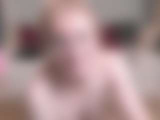 Show live cam dengan MadissonKiss - Red Hair Lush di Camsoda