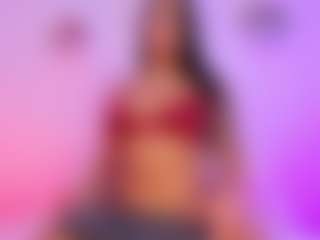 Live cam show with Sarah Reid - College Teen (18+) on Dolls Live