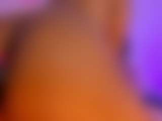 Live cam show with Sarah Reid - Bedroom on StripNow