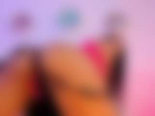Live cam show with Sarah Reid - Lovense Teen (18+) on Camsoda
