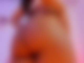 Live cam show with Sarah Reid - Fingering Young Adult on Big Tits