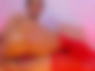 Live cam show with Sarah Reid - Fingering Young Adult on Camsoda