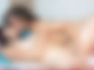Live cam show with Veka-Worldd - Teen (18+) on livesuperchat.net