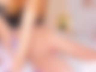 Live cam show with Veka-Worldd - Public Lovense on Milfs Live