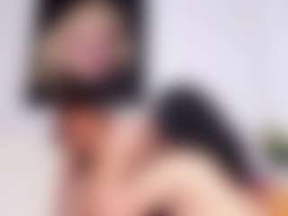 Live cam show with Veka-Worldd - Pornstar Public on WildCum